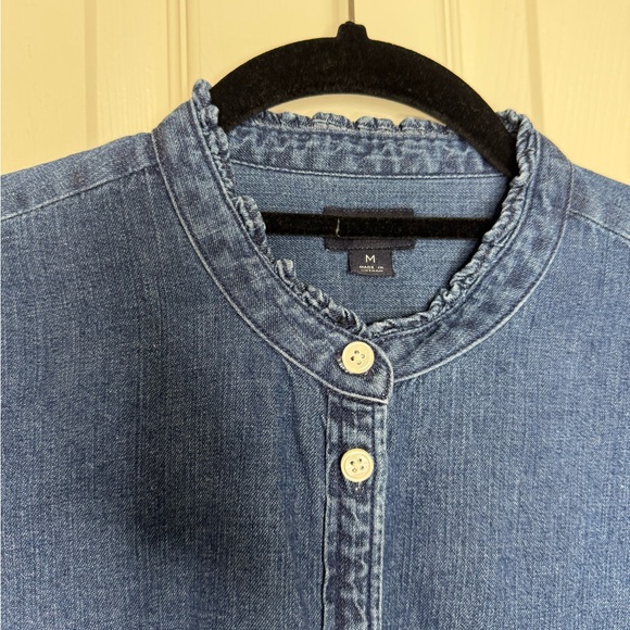 J. Crew Chambray Button Up Top With Ruffles Harbor Blue Wash Size M #BD262 - Picture 3 of 11